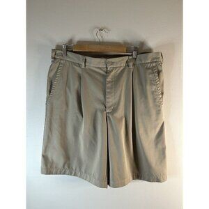 Nike Golf khaki Tan Men’s Golf Active Flat Front Shorts Size 38